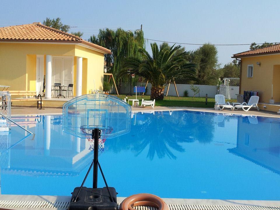 Iliaktida Studio-Villas Frínion 외부 사진